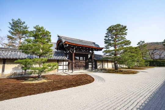 Kare-san-sui rock garden, Zen garden, Tenryu-ji, Zen Buddhist temple complex, Sagatenryuji Susukinobabacho, Kyoto, Japan