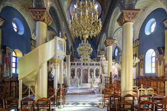 Interior with three naves, pulpit, chandelier, fresco, frescoes, Basilica of Agia Paraskevi, Platia Agias Paraskevis, built 1931-1932, Orthodox Metropolis of Kos and Nisyros, Old Town, Kos Town, Kos Island, Dodecanese Islands, Greece