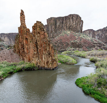 Tules pinnacle along the edge of the Owyhee River