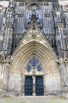 Protestant gothic Magdeburg cathedral or Cathedral of Saints Maurice and Catherine, Main entrance, Magdeburg, Saxony Anhalt, Germany