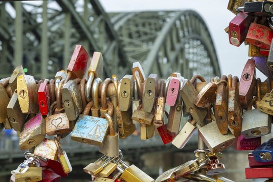 Love locks on the Hohenzollern Bridge, Cologne, North Rhine-Westphalia, Germany