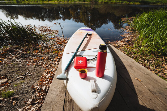 Enjoy a relaxing paddleboarding adventure with all the essential gear. Experience fun, fitness, and tranquility while taking in picturesque reflections for an unforgettable outdoor day in nature