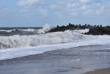 Wellenbrecher an der dänischen Nordsee