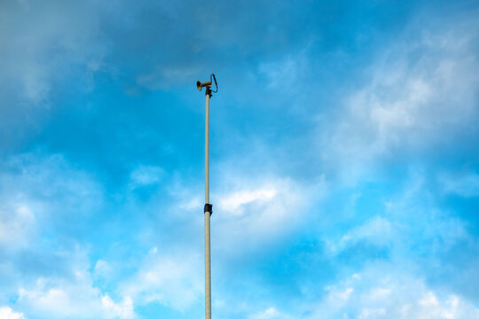 traffic study camera used anonymous traffic monitoring, data collection in highway, environmental monitoring, surveillance device, intelligent systems Cars travel, evening sky, suburban road Germany