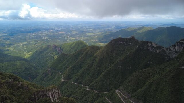 Drone Views of Serra do Rio do Rastro &ndash; Brazil&rsquo;s Most Winding Mountain Road