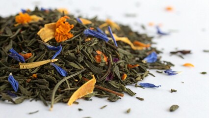 Green Tea Blend with Vibrant Floral and Fruity Ingredients