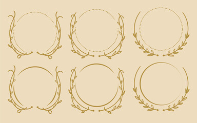 Obraz premium Vintage Nature Botanical Circle Border Gold Collection Hand Drawn Laurel Wreath Set.Vector Illustration