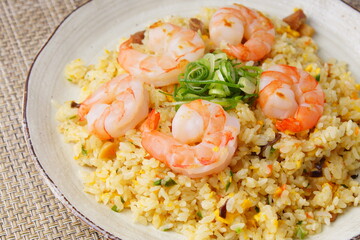 海老五目チャーハン