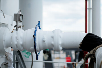 LNG Bunkering, Ship-to-ship operation between tanker and dual-fuel LNG-Powered Vessel