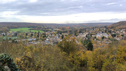 Naklejka premium Chevreuse valley in France in the autumn, seen from a hill