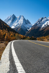 road to the mountains