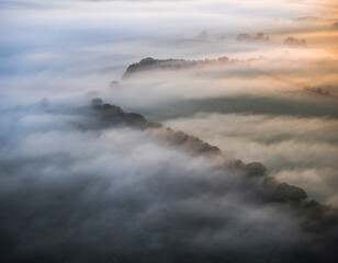 Obraz premium clouds over the mountain