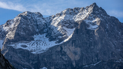 Schnee bedeckte Berge
