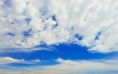 Naklejka premium Background morning blue sky beautiful.