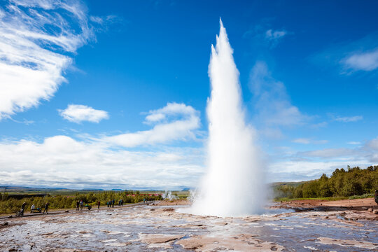 Strokkur geyser erupting, Geysir, Iceland