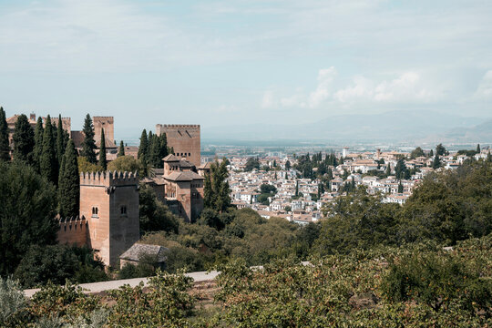 Alhambra fortress and Granada cityscape with mountain view