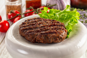 Grilled beef cutlet minced meat
