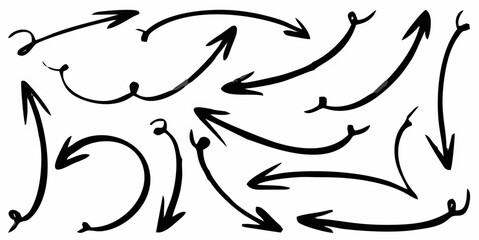 Set of hand drawn arrows dood...