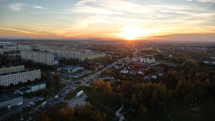 Fototapeta premium sunset in city