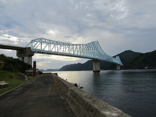 長崎県平戸市、平戸島と生月島を繋ぐ道路橋の生月大橋