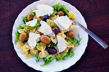 salad with feta cheese