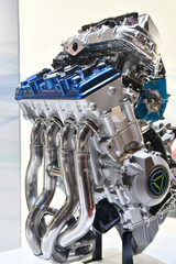 モーターサイクルの水素エンジン