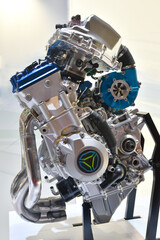 モーターサイクルの水素エンジン