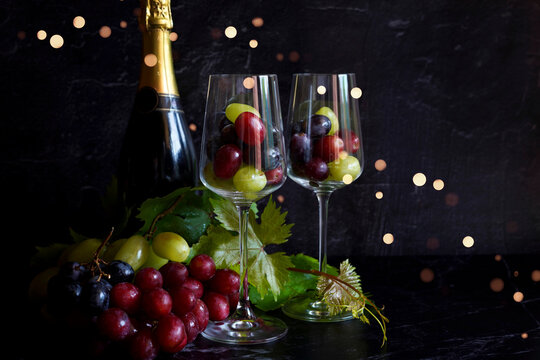 Spanish and Latin American New Year Tradition for Eating 12 Grapes at Midnight for Good Luck.