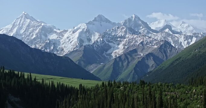 Tianshan Mountains in Xinjiang