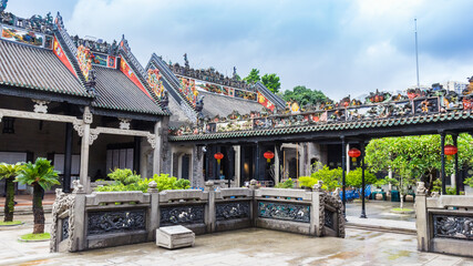 Fototapeta na wymiar Panorama of the courtyard of the Chen Clan Ancestral Hall in Guangzhou, China
