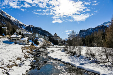 Pontresina, Berninabach, Val Bernina, Dorf, Berninapass, Winter, Wintersport, Wanderweg, Langlauf, Langlaufloipe, Oberengadin, Alpen, Graubünden, Schweiz