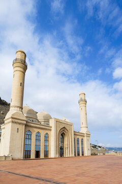 Fototapeta Bibi-Heybat Mosque in Baku, Azerbaijan. A landmark mosque in the capital city of Azerbaijan, Baku