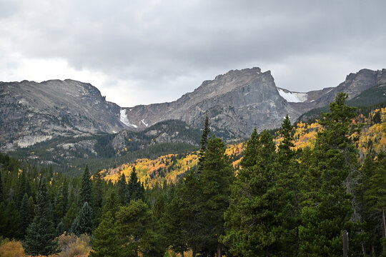 Mountains on Cloudy Day