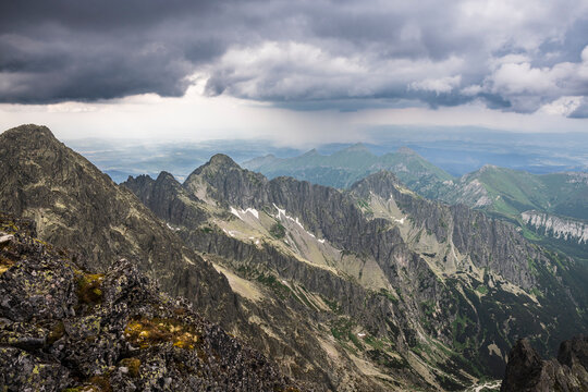 From Lomnick&yacute; &scaron;t&iacute;t, you can see other high peaks in the the High Tatras Mountains like Ladovy Peak, Gerlachovsky Peak, Vysoka, and Krivan.