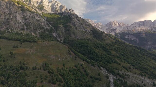 Fly with me along the Albanian mountain scene during Summer and early Autumn season and develop the new Balkan hike trails
