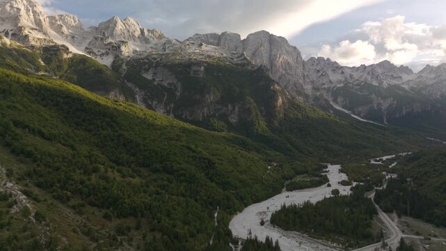 Fly with me along the Albanian mountain scene during Summer and early Autumn season and develop the new Balkan hike trails