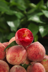 Fresh Chinese Blood Peaches with Red Flesh and Carmine Skin - Guangshui Fruit Variety