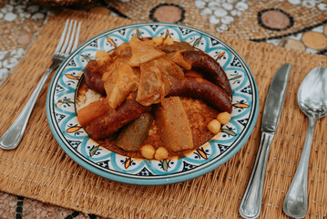 Un couscous marocain un plat typique du Maroc