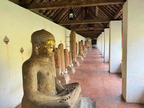 buddha statue in thailand