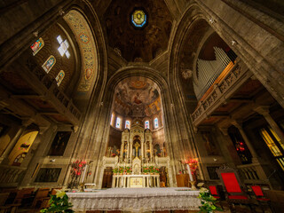 Fototapeta premium Interior of Corpus Domini church along via Mario Pagano in Milan, Italy