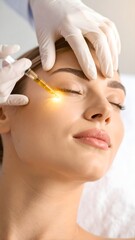 Cosmetic Injectable Forehead Treatment For Women In Spa Clinic