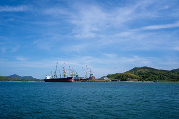 造船産業が栄える、瀬戸内の風景