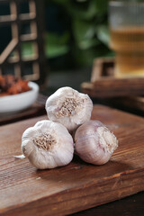 Fresh White Garlic Bulbs on Wooden Cutting Board - Shandong Farm Kitchen Ingredient