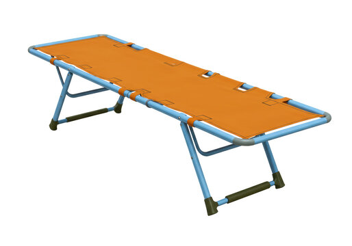 Isolated portable camp bed for outdoor leisure, emergency, first aid or medical purposes