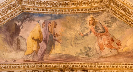 Fotobehang Jezus Christus AMALFI, ITALY - OCTOBER 3, 2025: The baroque fresco of Resurrected Jesus Appears to women in the crypt of  by Vincenzo De Pino  from 17. cent.  © Renáta Sedmáková