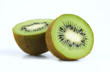 Fototapeta premium Freshly sliced kiwi halves ready for healthy snacks