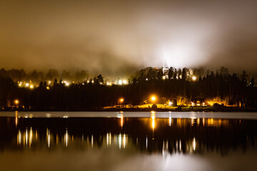 Naklejka premium night view of the river