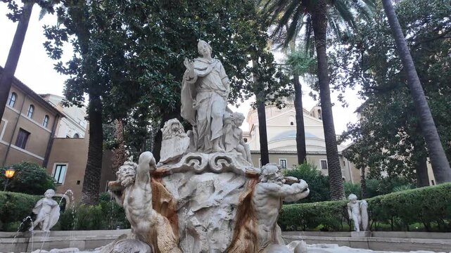 Fontana Venezia sposa il mare in Rome