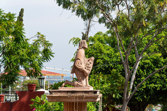 juan diego, estatua, escultura, arte, huerta, aparcar, monumento, mujer, gemas, cielo, arquitectura, naturaleza, viajando, religiones, religiosas, asia, bronce, jamay