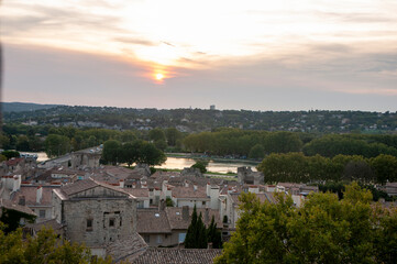 Obraz premium Citta' di Avignone, il suo fiume e i i suoi monumenti